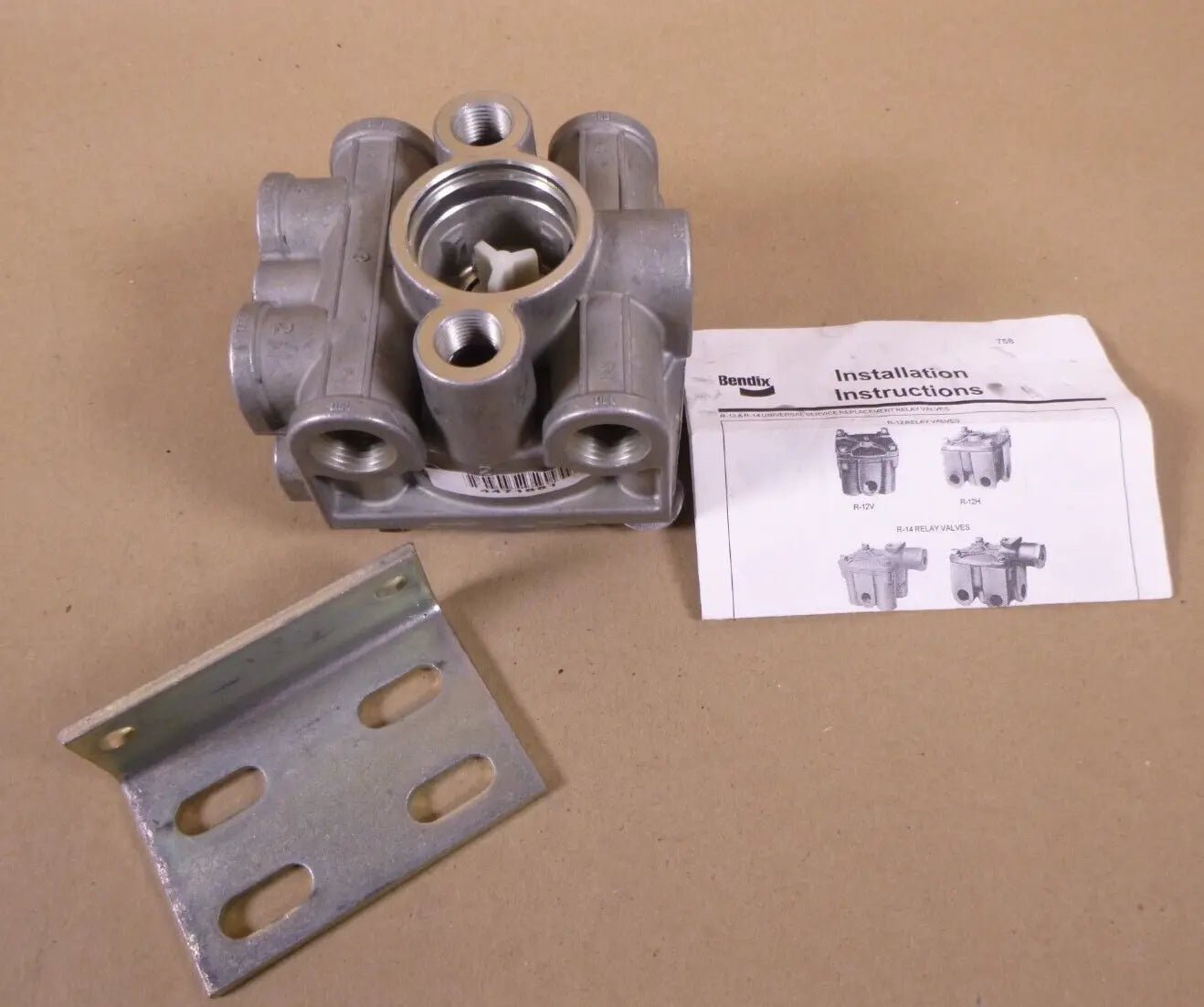GENUINE BENDIX R12 RELAY VALVE 803118 W/ MOUNTING BRACKET | Replacement Truck Parts, Trailer Accessories, Automobile Supplies, Car Parts &amp; Accessories
