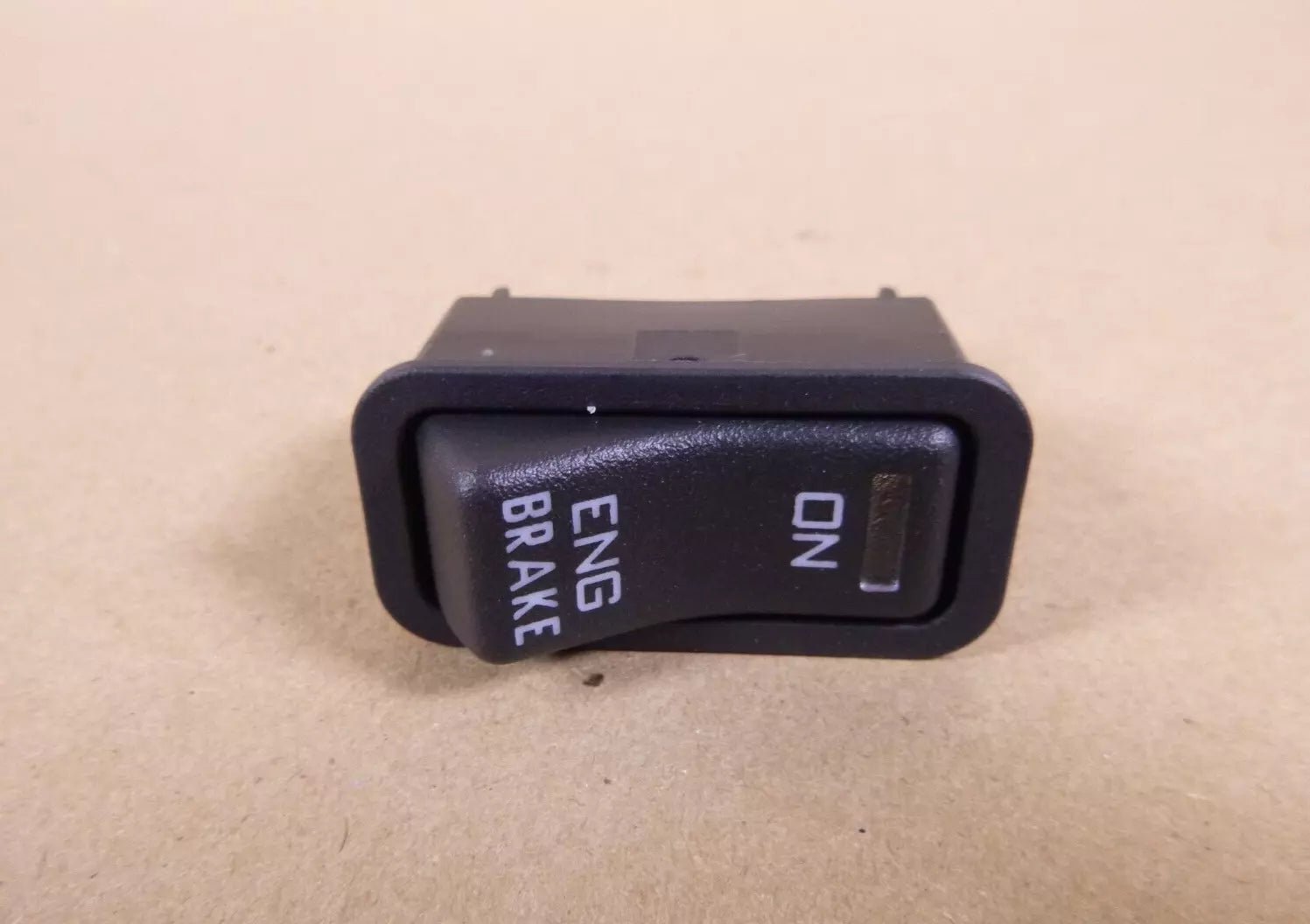 New Genuine OEM International Switch Engine Brake ON / OFF 3560046C1, Unbaged | Replacement Truck Parts, Trailer Accessories, Automobile Supplies, Car Parts &amp; Accessories