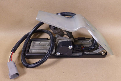 NEW OEM Detroit Diesel 3500972C91 Pedal Fits International R0087580 | Replacement Truck Parts, Trailer Accessories, Automobile Supplies, Car Parts &amp; Accessories