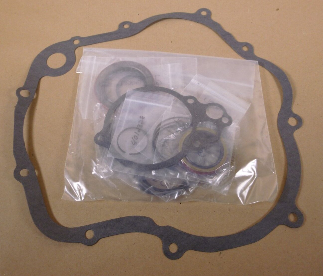 New OEM John Deere 4070019 Gasket Kit Genuine , 5330-01-293-6731 | Industrial Tractor Parts Supplier and Surplus Tractor Parts &amp; Accessories