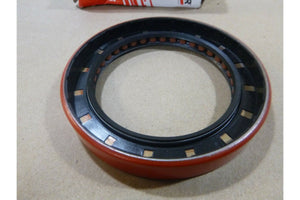 NOS Eaton Plain Encased Seal 113514 Oshkosh 2AG761 5330 - 01 - 157 - 0897 HEMTT - Royal Equipment Royal Equipment