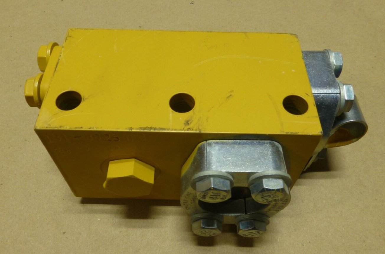 OEM CAT CATERPILLAR 141-2597 VALVE GP SECONDARY STEERING FOR 938 950 962 966 972 | Industrial Tractor Parts Supplier and Surplus Tractor Parts &amp; Accessories