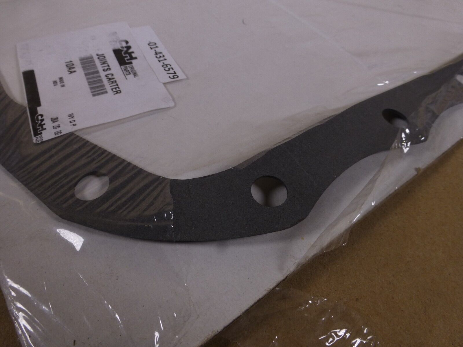 OEM CNH D0NN6710B F0NN6710AA Oil Pan Gasket For New Holland 2000 3000 4000 4600 | Industrial Tractor Parts Supplier and Surplus Tractor Parts &amp; Accessories