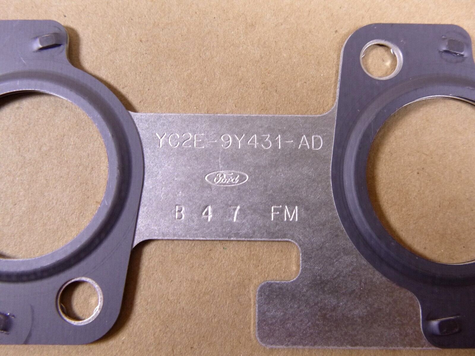 OEM Genuine Ford Gasket Kit 2L3Z-6079-DA, 2L3Z-6079-DB, 2L3Z-6079-A, 2L3Z-6079-A | Replacement Truck Parts, Trailer Accessories, Automobile Supplies, Car Parts &amp; Accessories