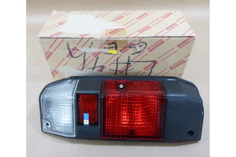 OEM TOYOTA 81560 - 60360 REAR LH COMBINATION LAMP 1999 - 2007 LAND CRUISER - Royal Equipment Royal Equipment