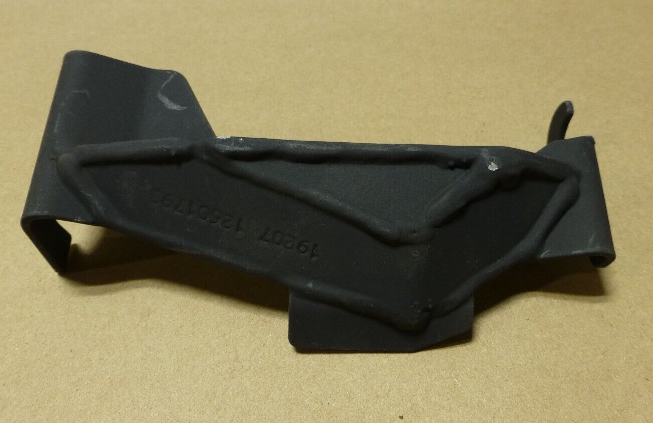 Oshkosh 12601793 RH Banjo Port Shield Bracket L-ATV M1279 , 2590-01-659-1076 | Replacement Truck Parts, Trailer Accessories, Automobile Supplies, Car Parts &amp; Accessories