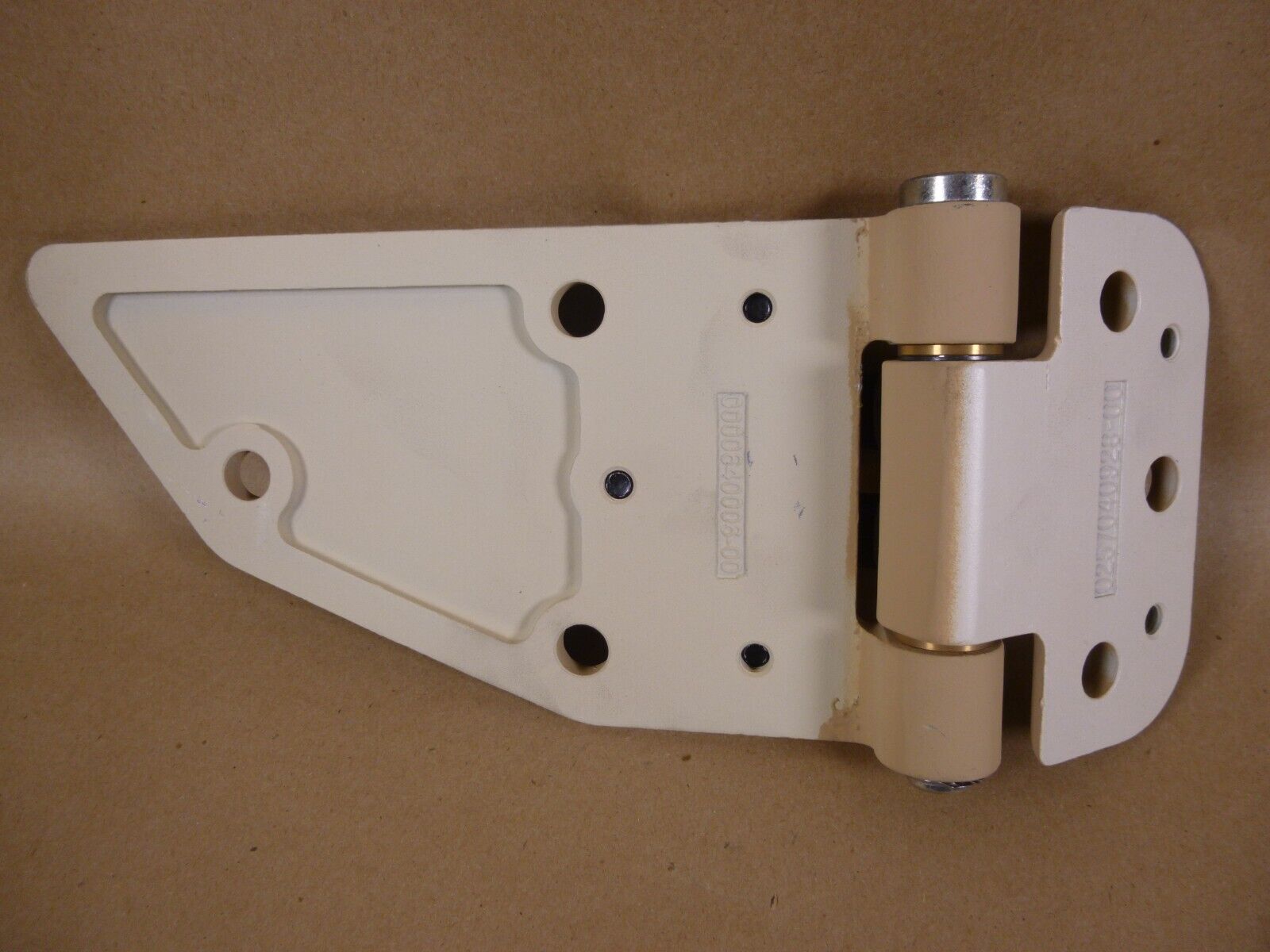 Oshkosh 23KP721 M-ATV Door Hinge 0312107183-00 , 2510-01-582-3502 | Genuine FMTV Replacement Parts, LMTV Parts For Sale and Military Surplus Medium Tactical Vehicle Parts &amp; Components