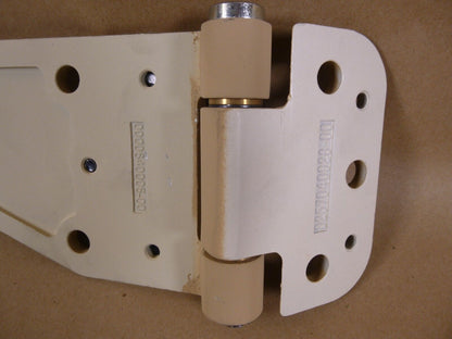 Oshkosh 23KP721 M-ATV Door Hinge 0312107183-00 , 2510-01-582-3502 | Genuine FMTV Replacement Parts, LMTV Parts For Sale and Military Surplus Medium Tactical Vehicle Parts &amp; Components