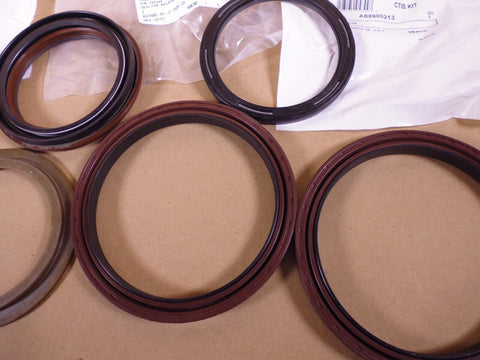 Oshkosh 4149676 PLS A1 Hub Seal Kit LH & RH A88900213 , 3120 - 01 - 649 - 5454 - Royal Equipment OSHKOSH