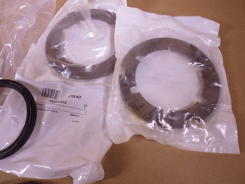 Oshkosh 4149676 PLS A1 Hub Seal Kit LH & RH A88900213 , 3120 - 01 - 649 - 5454 - Royal Equipment OSHKOSH