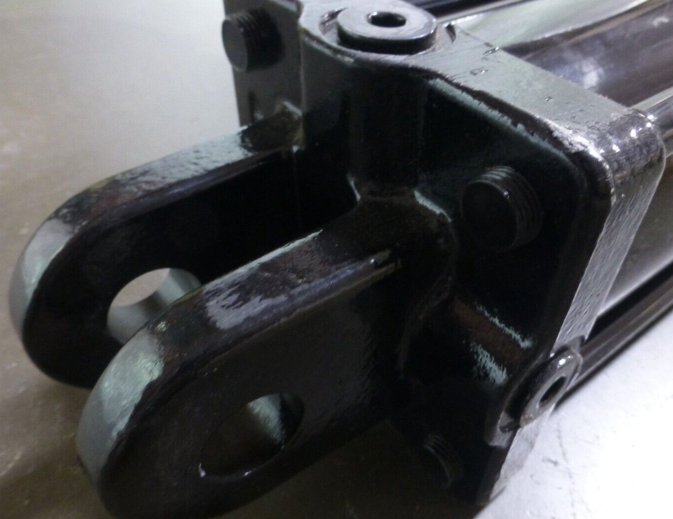 Prince Hydraulic B400360ABACA07B Tie Rod Cylinder 3000PSI, Bore 4" x 36" Stroke | Industrial MRO Replacement Parts, Manufacturing Machine Parts &amp; Components, Heavy Equipment Parts Supplier