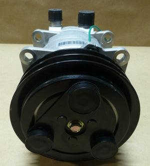 QUE QP08 - 1135 24V 2 - GROOVE AC COMPRESSOR , 2521135 , 488 - 42015 , 435 - 52015 - Royal Equipment QUE