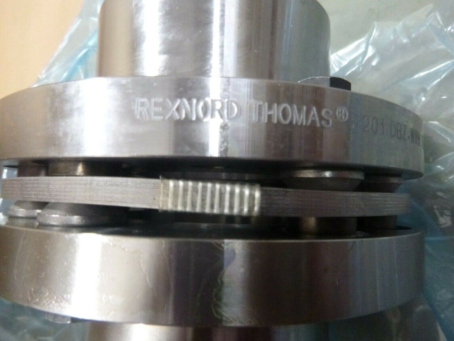 Rexnord Thomas 201DBZ Complete Flexible Coupling Assembly Bored 1-7/8" x 2-3/16" | Industrial MRO Replacement Parts, Manufacturing Machine Parts &amp; Components, Heavy Equipment Parts Supplier