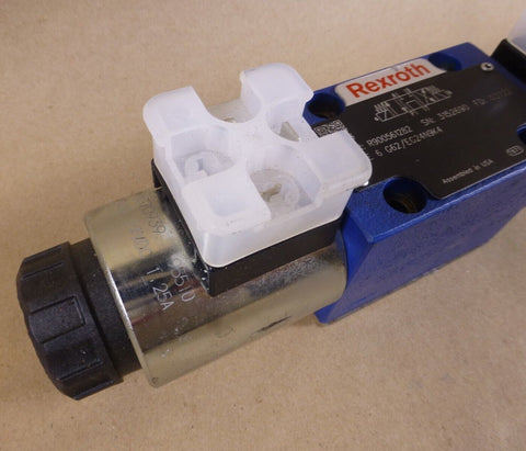 Rexroth R900561282 Hydraulic Directional Control Valve 4WE 6 G62/EG24N9K4 - Royal Equipment REXROTH