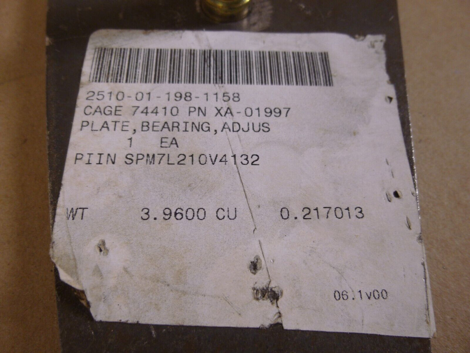 SAF Holland XA-01997 RH Fifth Wheel Bearing Plate FMTV , 2510-01-198-1158 | Replacement Truck Parts, Trailer Accessories, Automobile Supplies, Car Parts &amp; Accessories