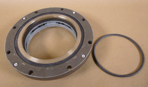 SEAL ASSEMBLY HUB FOR LAV M60 M88 , 1320704 , 7364672 , 2530 - 00 - 736 - 4672 - Royal Equipment USGI