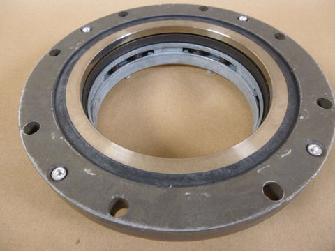 SEAL ASSEMBLY HUB FOR LAV M60 M88 , 1320704 , 7364672 , 2530 - 00 - 736 - 4672 - Royal Equipment USGI