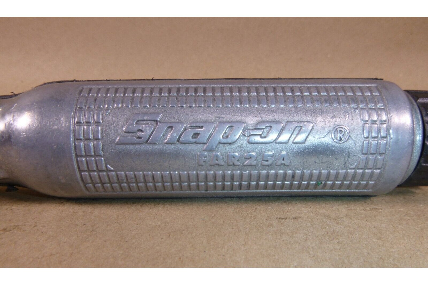 Snap-on 1/4-inch Drive Air Ratchet FAR25A (Bottom Seal Leaks) | Industrial MRO Tools and Replacement Industrial Equipment Components