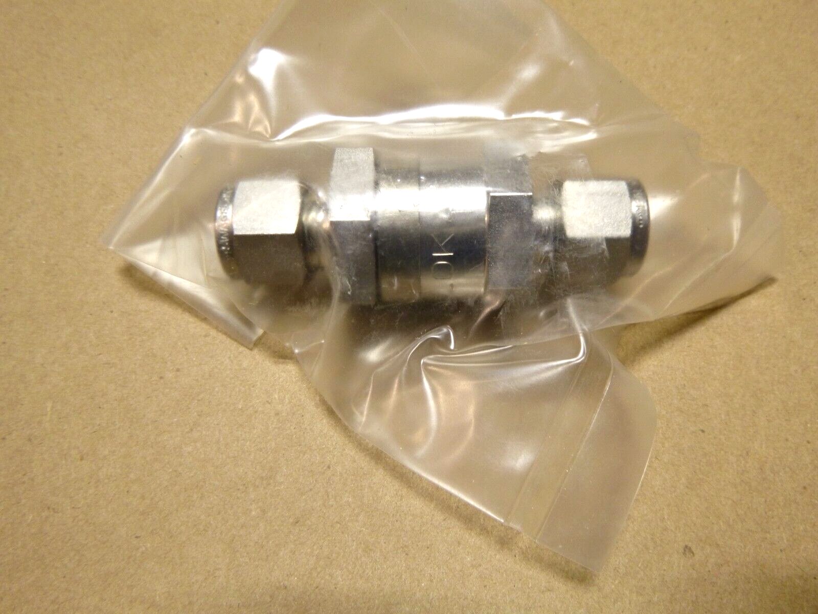 Swagelok SS-CHS6-75, 75 psig SS Poppet 6000 psig Check Valve, 3/8" Tube | Industrial MRO Replacement Parts, Manufacturing Machine Parts &amp; Components, Heavy Equipment Parts Supplier