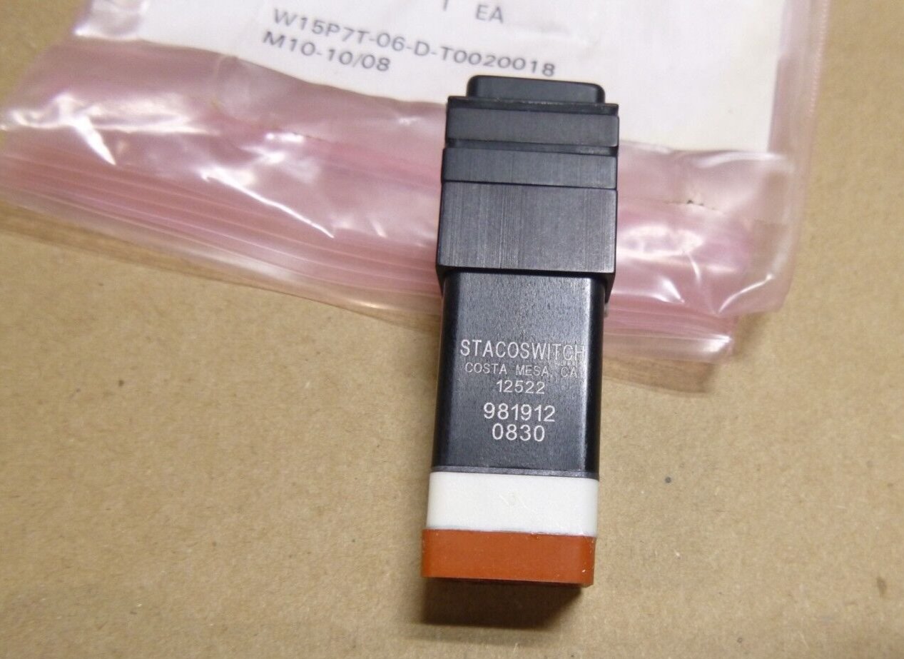 USGI AN/TPQ-36(V)8 Radar Power On Switch 631369-001, 6240-01-432-5076 | Electrical MRO Replacement Parts &amp; Components and Commercial Electrical Supplies Company