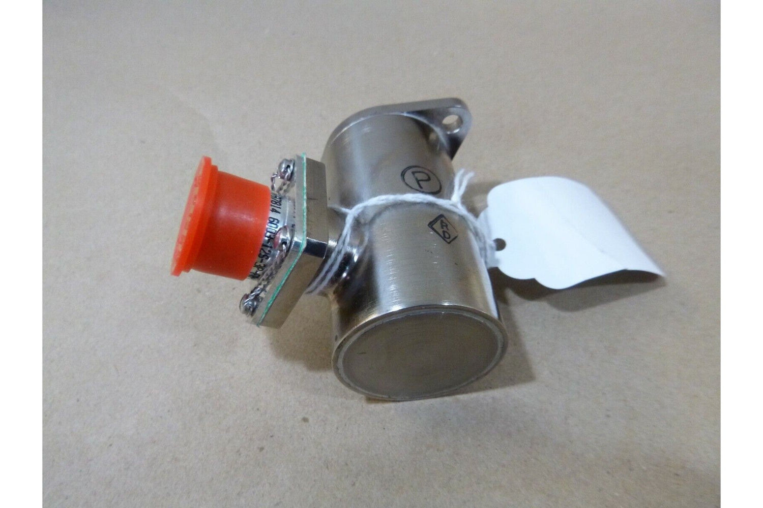 USGI DE KALB Industries Solenoid Valve 20640, 4810-01-130-3604 | Industrial MRO Replacement Parts, Manufacturing Machine Parts &amp; Components, Heavy Equipment Parts Supplier