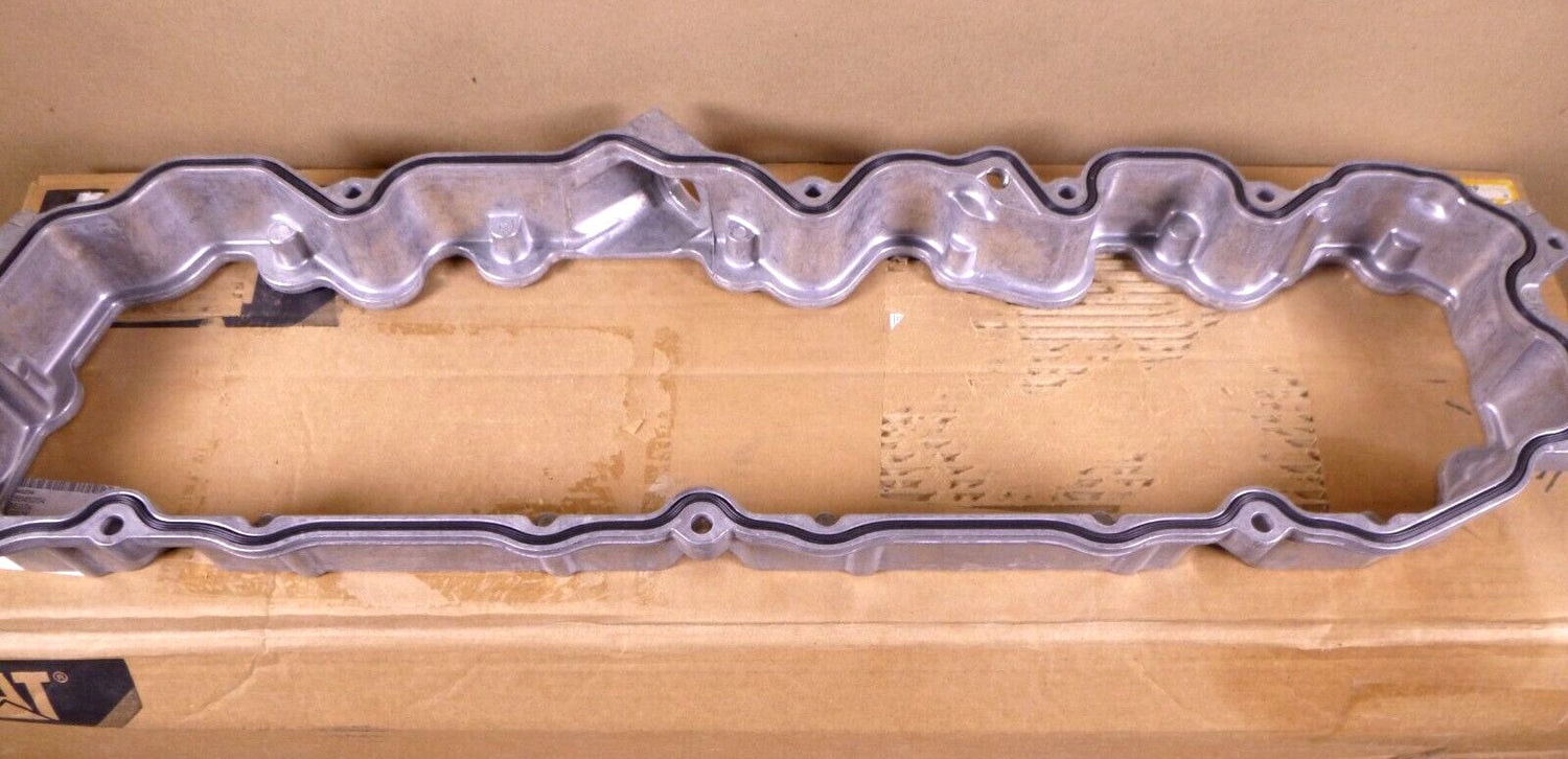 USGI Genuine Caterpillar C7 Engine Valve Cover Base Assy. 316-9081 | Industrial Tractor Parts Supplier and Surplus Tractor Parts &amp; Accessories