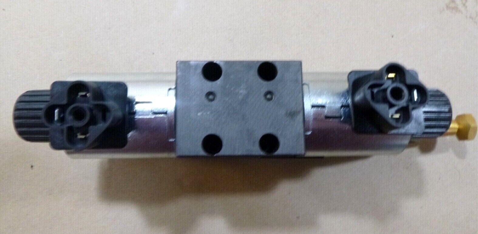 USGI M1074 / M1075 CAPSTAN WINCH FOUR FUNCTION LIFT CONTROL VALVE 85785-01-24 | Replacement Truck Parts, Trailer Accessories, Automobile Supplies, Car Parts &amp; Accessories