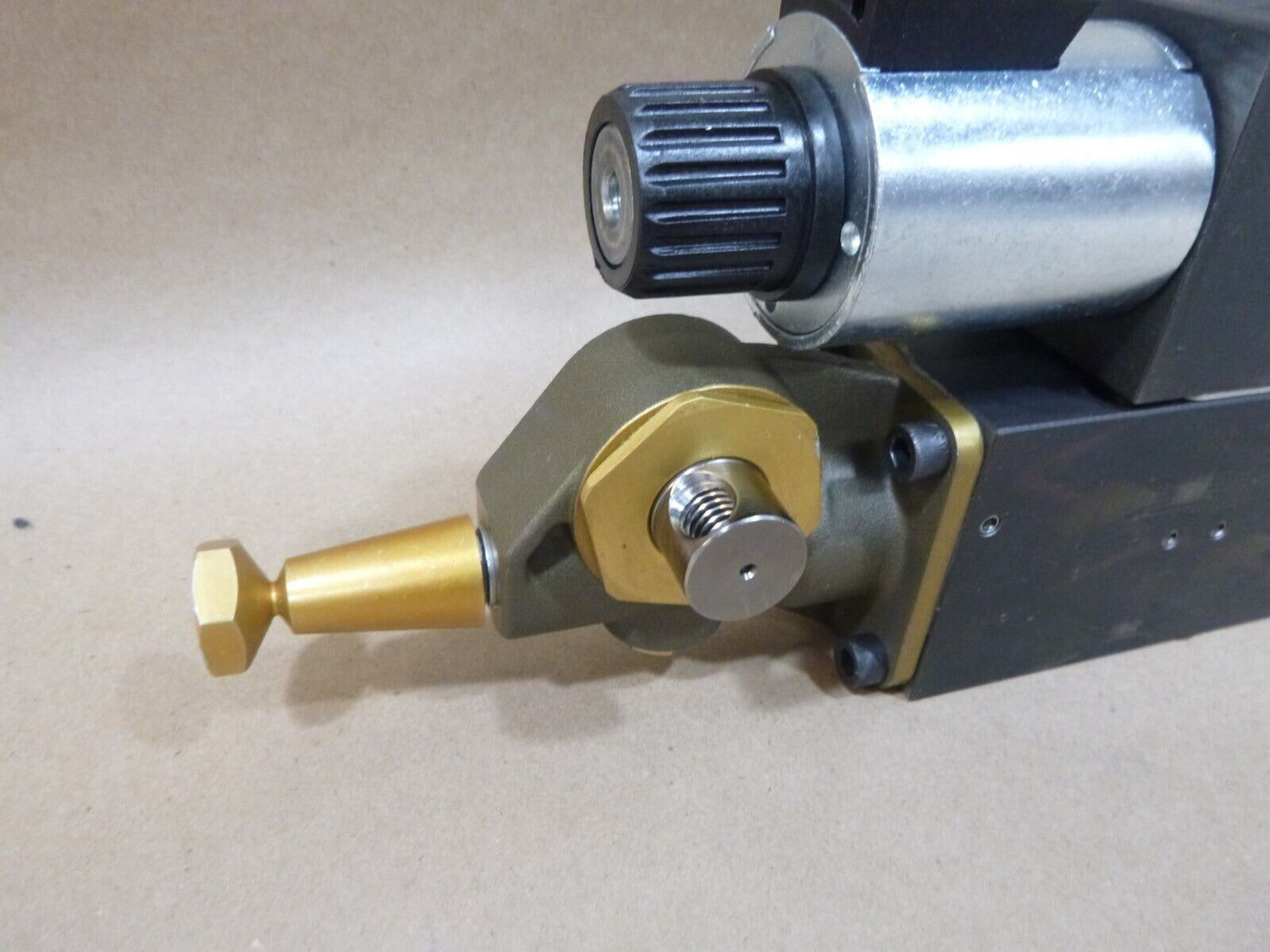 USGI M1074 / M1075 CAPSTAN WINCH FOUR FUNCTION LIFT CONTROL VALVE 85785-01-24 | Replacement Truck Parts, Trailer Accessories, Automobile Supplies, Car Parts &amp; Accessories