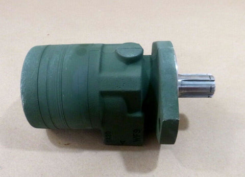 USGI Manitowoc Boom Trucks Swing Gearbox Hydraulic Motor 4000072 - 003 - Royal Equipment MANITOWAC