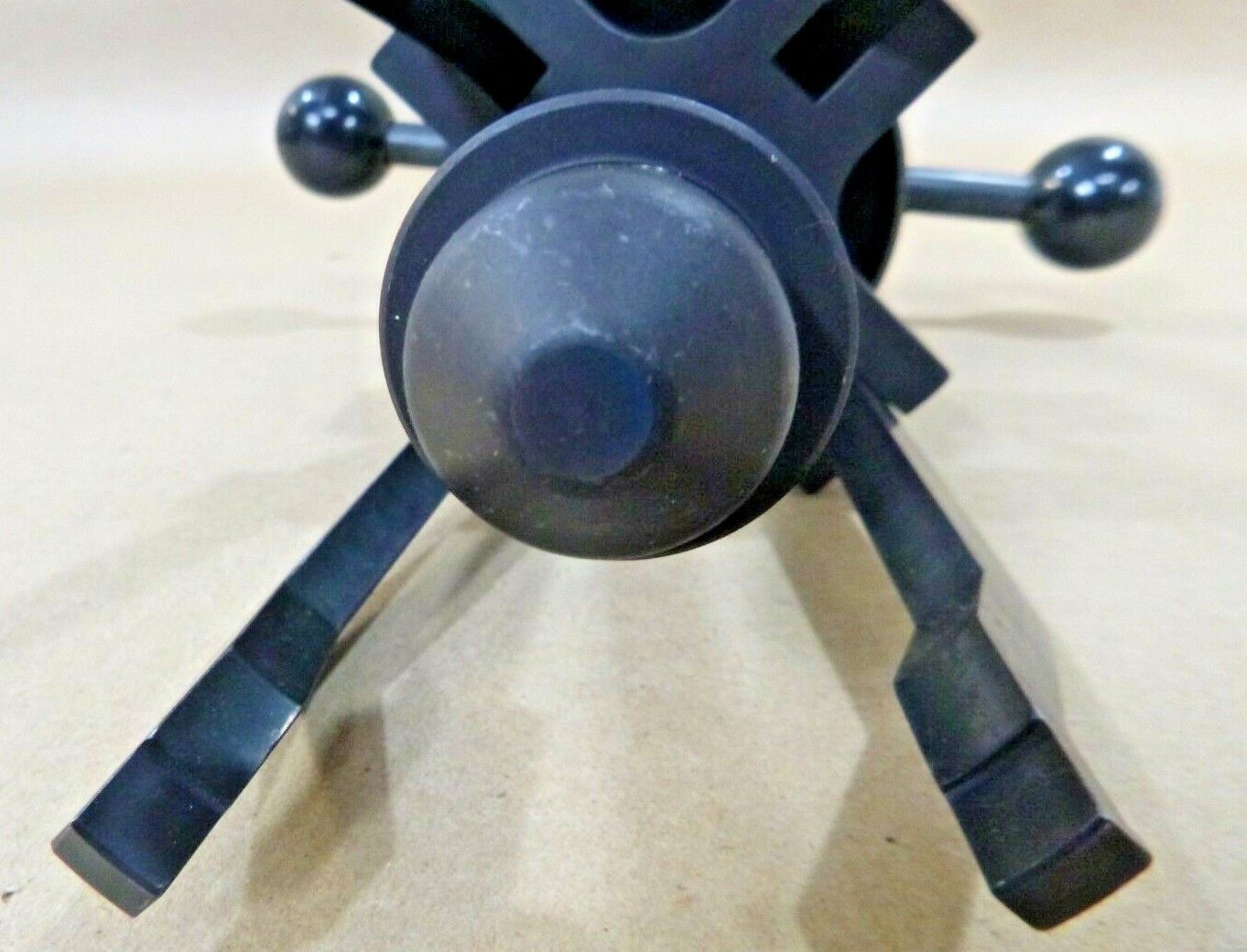USGI Military Honeywell Turbine 4 Jaw Puller LTCT5100-01, 5120-01-412-8977 | Industrial MRO Tools and Replacement Industrial Equipment Components