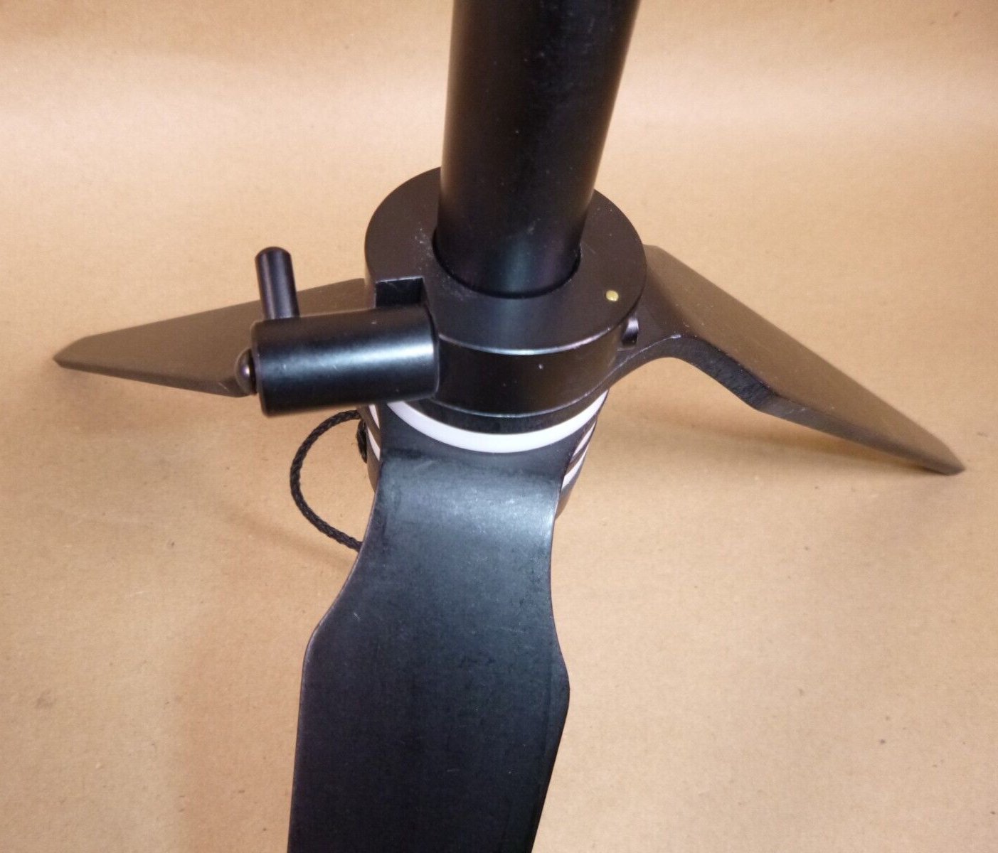 USMC Tactical HD Tabletop Tripod for Spotting Scope MFT10200-9, 1/4-20 Threads | Industrial MRO Tools and Replacement Industrial Equipment Components