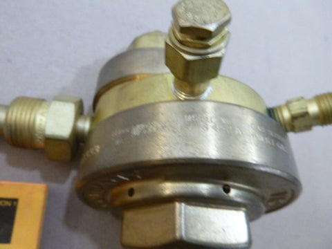 Victor Professional VTS 450A Series Two Stage Gas Regulator 3000 Psi | Industrial MRO Tools and Replacement Industrial Equipment Components