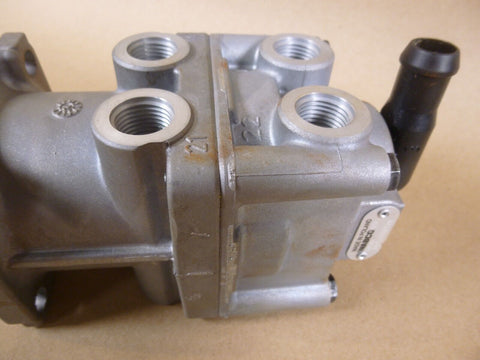 Wabco 4613150040 4603150040 R0085616 Dual Brake Valve MRAP , 2530 - 01 - 557 - 5548 - Royal Equipment WABCO