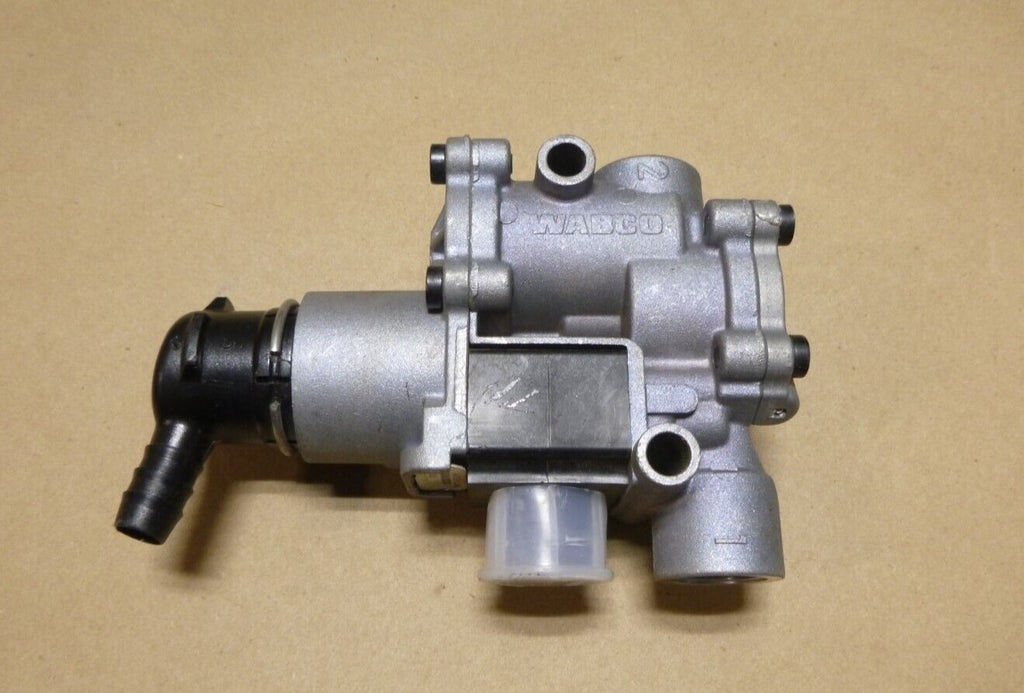 Meritor WABCO Volvo/Mack Manifold Protection Valve - S9348990740 20815953