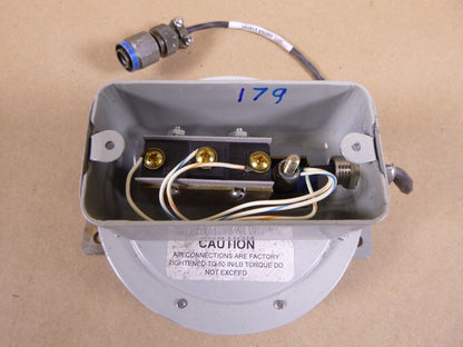 WORLD MAGNETICS DIFFERENTIAL PRESSURE SWITCH 171D8WC-S-DC, 0.15-8" H2O RANGE | Industrial MRO Replacement Parts, Manufacturing Machine Parts &amp; Components, Heavy Equipment Parts Supplier