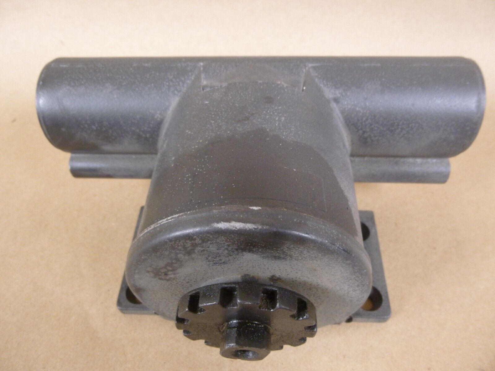 YALE 1902/4 REGULAR-ARM RH DOOR CLOSER 690 FINISH 19024 | Industrial MRO Replacement Parts, Manufacturing Machine Parts &amp; Components, Heavy Equipment Parts Supplier